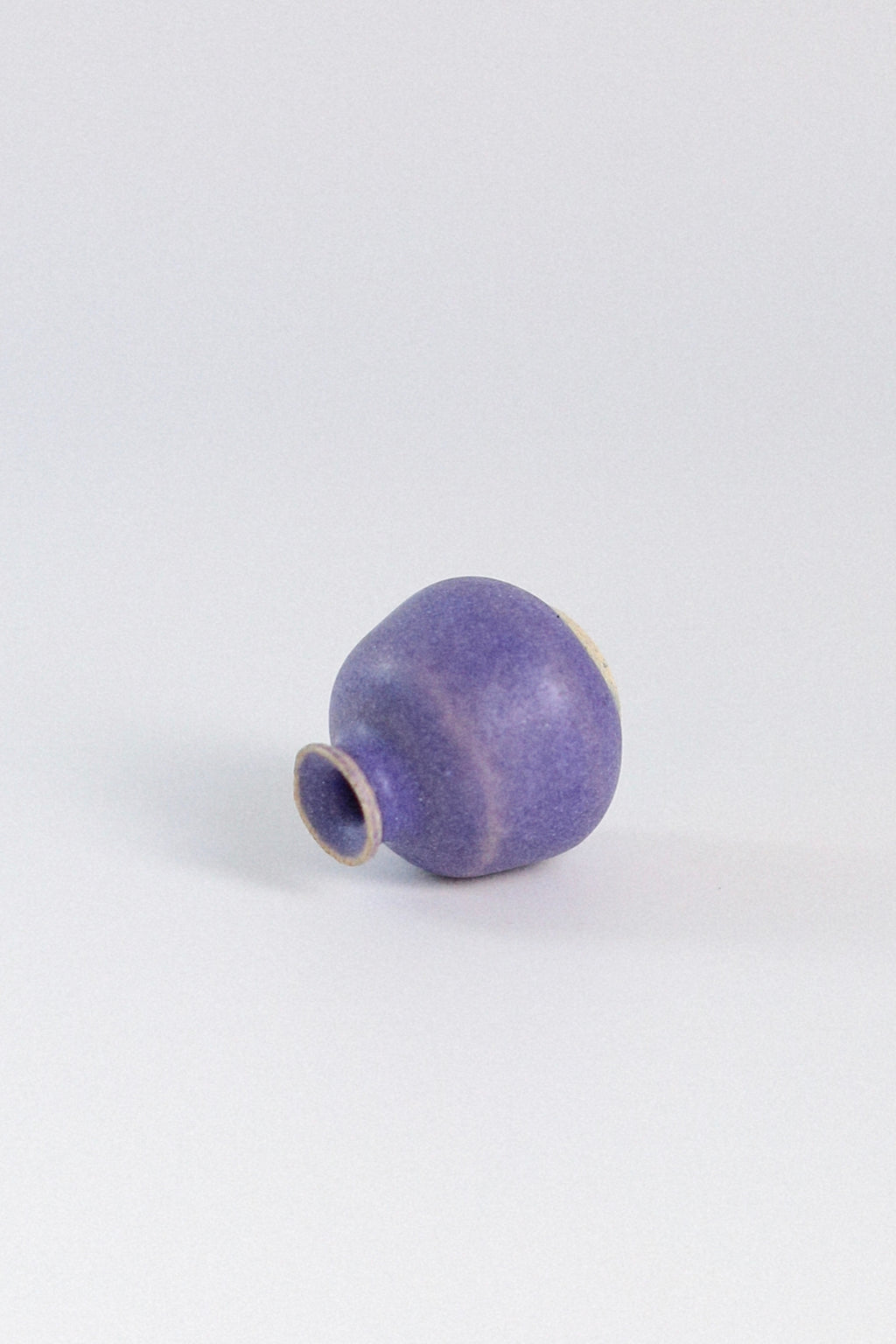 Jarroncitos violeta mate